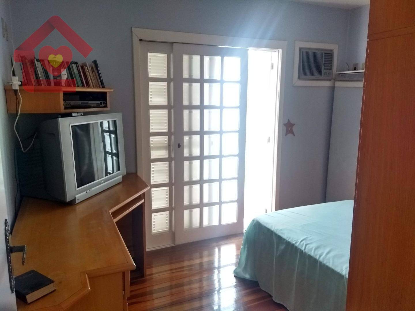 Casa à venda com 3 quartos, 150m² - Foto 15