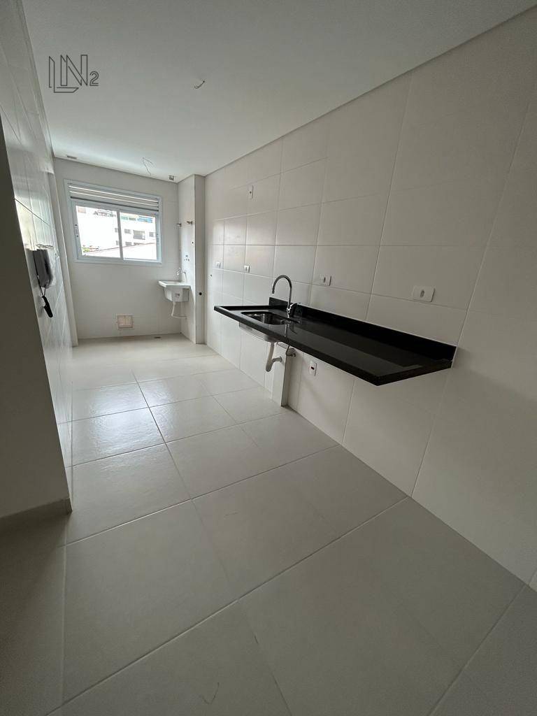 Apartamento à venda com 3 quartos, 95m² - Foto 4