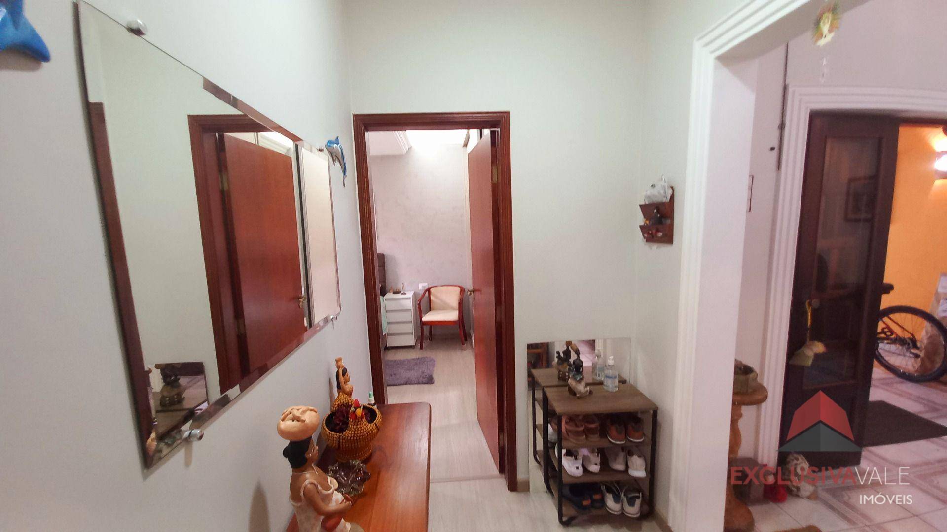 Casa à venda com 6 quartos, 356m² - Foto 30