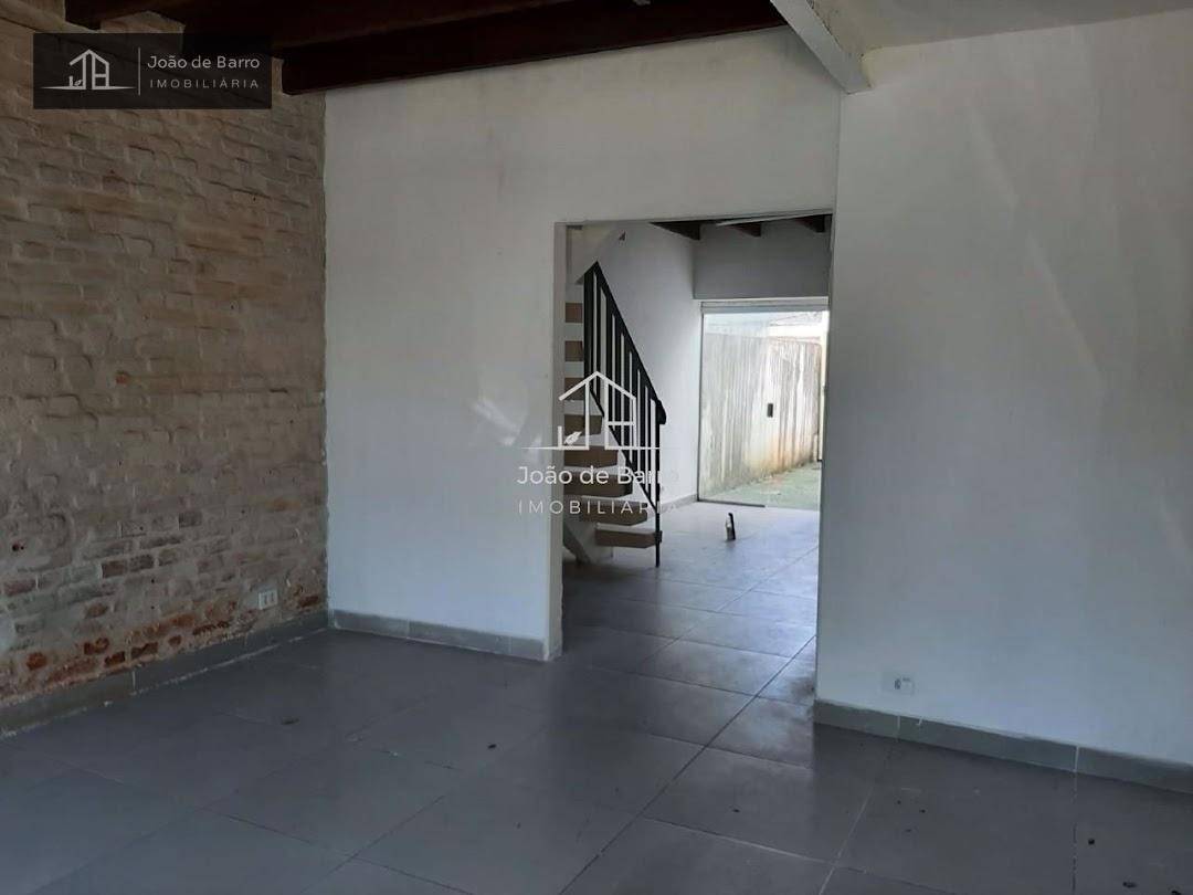 Casa à venda com 3 quartos, 130m² - Foto 3