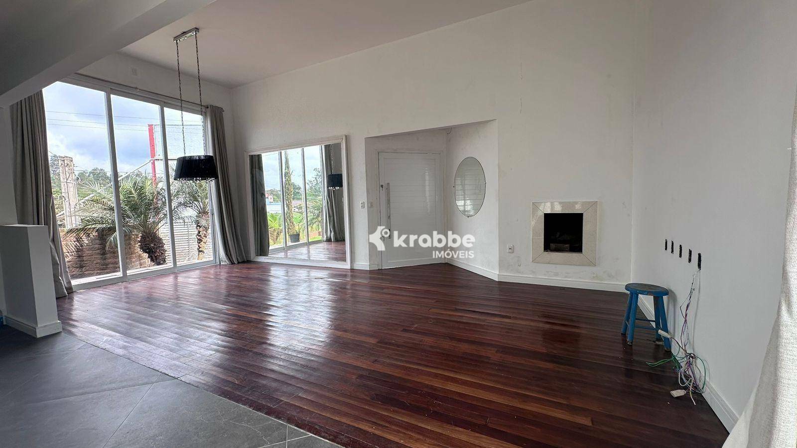 Casa à venda com 3 quartos, 113m² - Foto 3