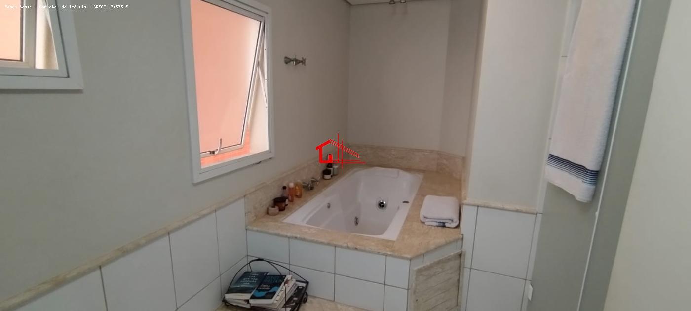 Apartamento à venda com 4 quartos, 212m² - Foto 17