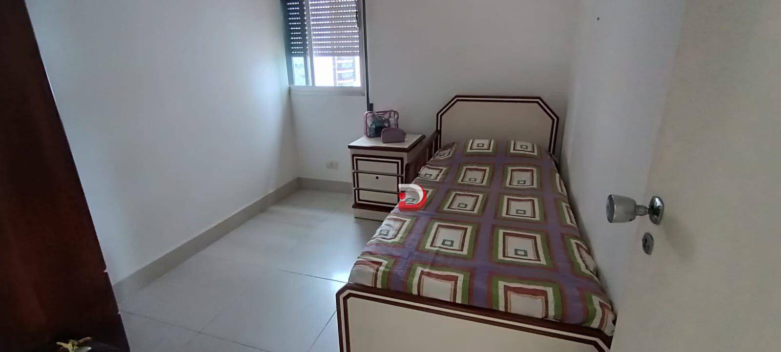 Apartamento para alugar com 3 quartos, 108m² - Foto 18