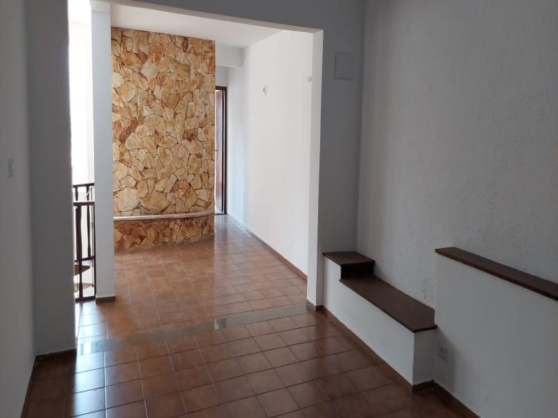 Apartamento à venda com 3 quartos, 62m² - Foto 2