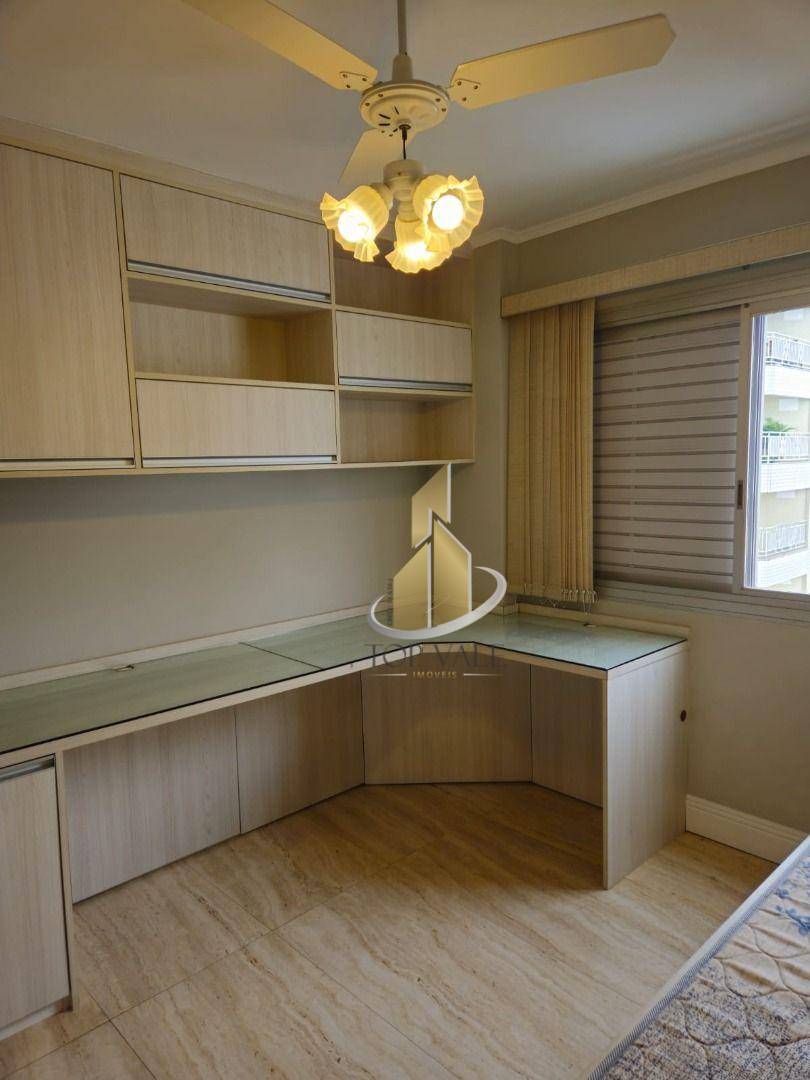 Apartamento à venda com 3 quartos, 118m² - Foto 8