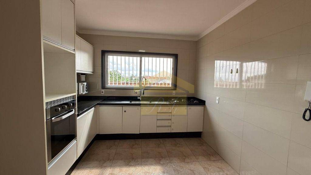 Sobrado para alugar com 3 quartos, 210m² - Foto 5