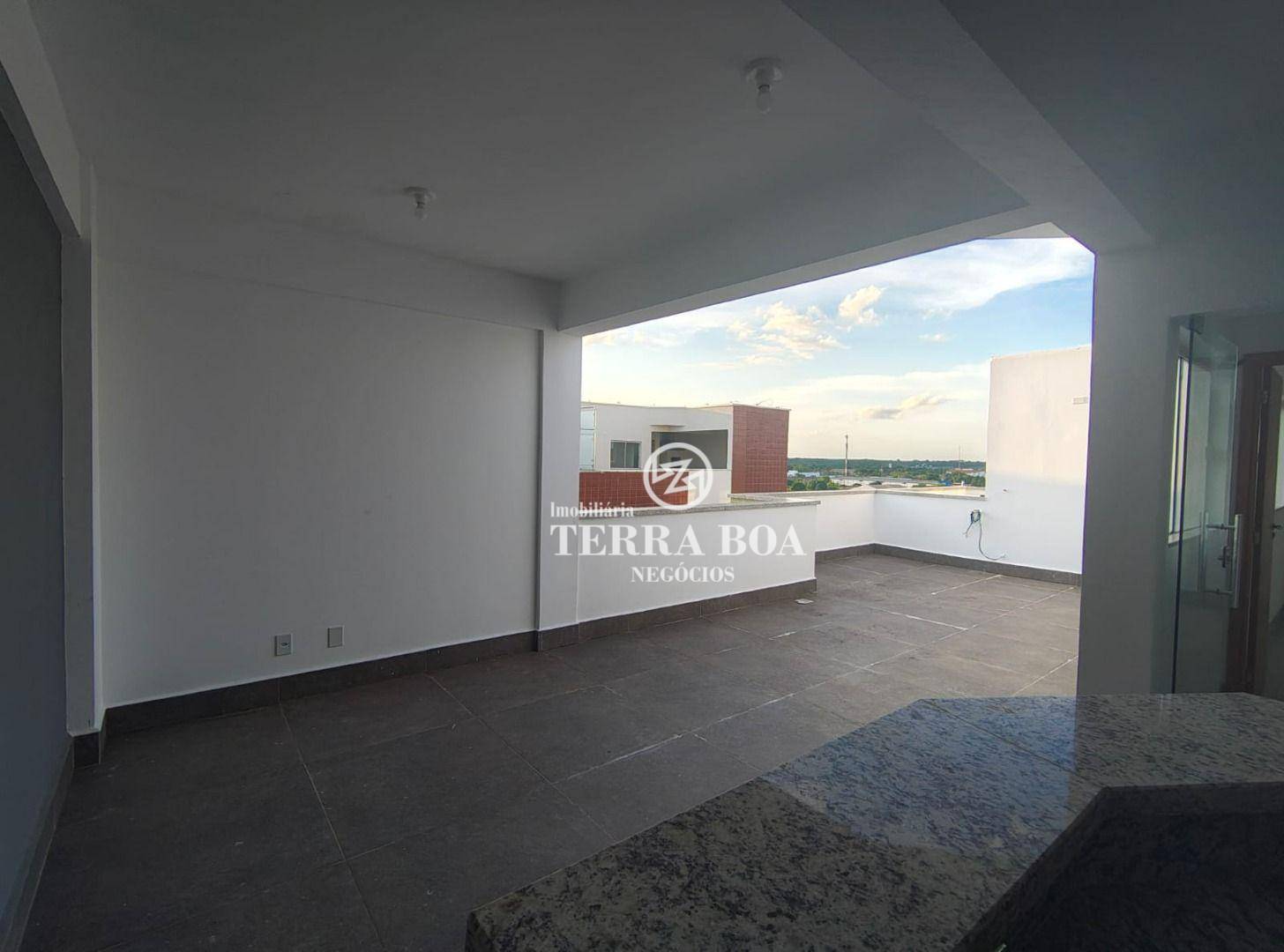 Apartamento à venda com 3 quartos, 150m² - Foto 3