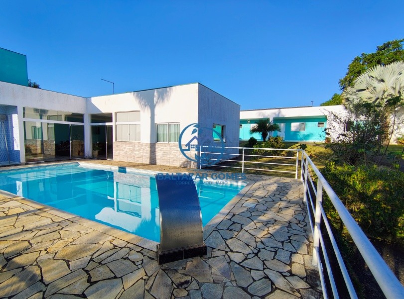 Chácara à venda com 3 quartos, 2000m² - Foto 1