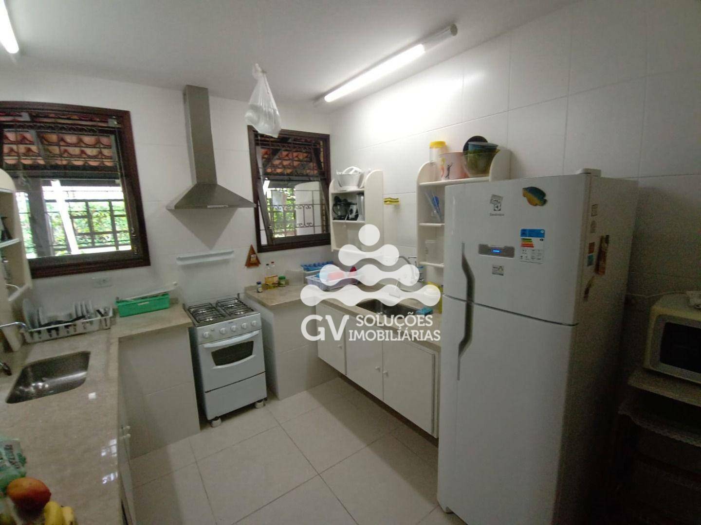 Casa de Condomínio à venda com 5 quartos, 244m² - Foto 12