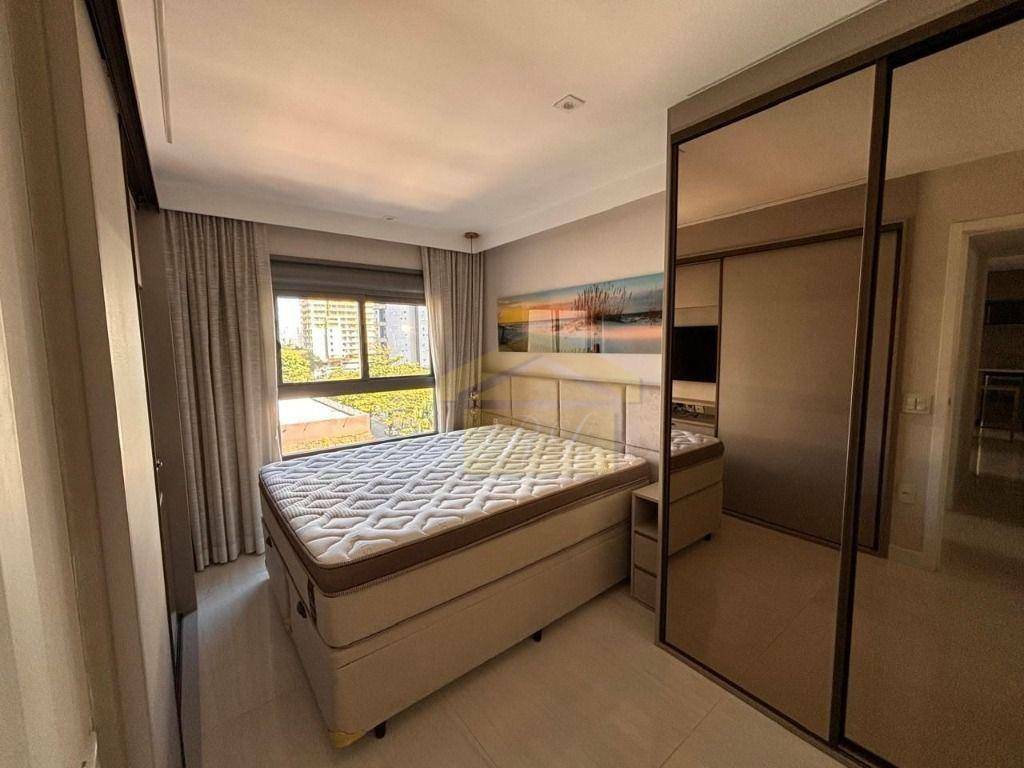 Apartamento à venda com 2 quartos, 72m² - Foto 10