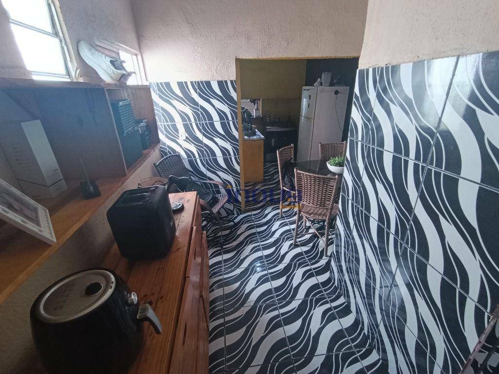 Casa à venda com 3 quartos, 165M2 - Foto 6