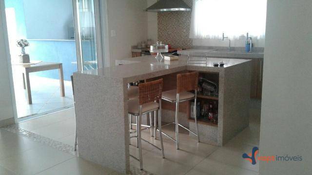 Sobrado à venda com 4 quartos, 260m² - Foto 7