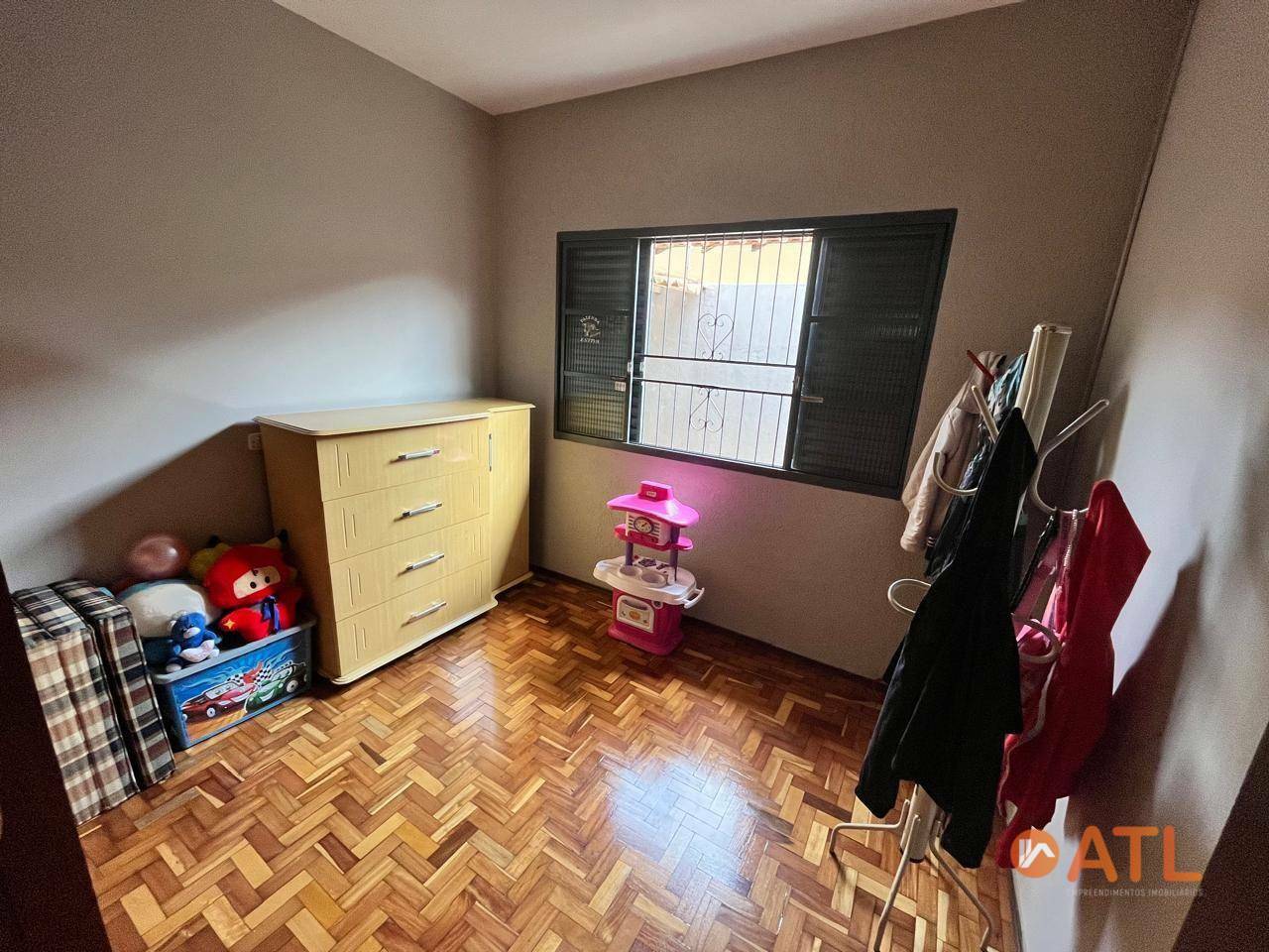 Casa à venda com 3 quartos, 117m² - Foto 10