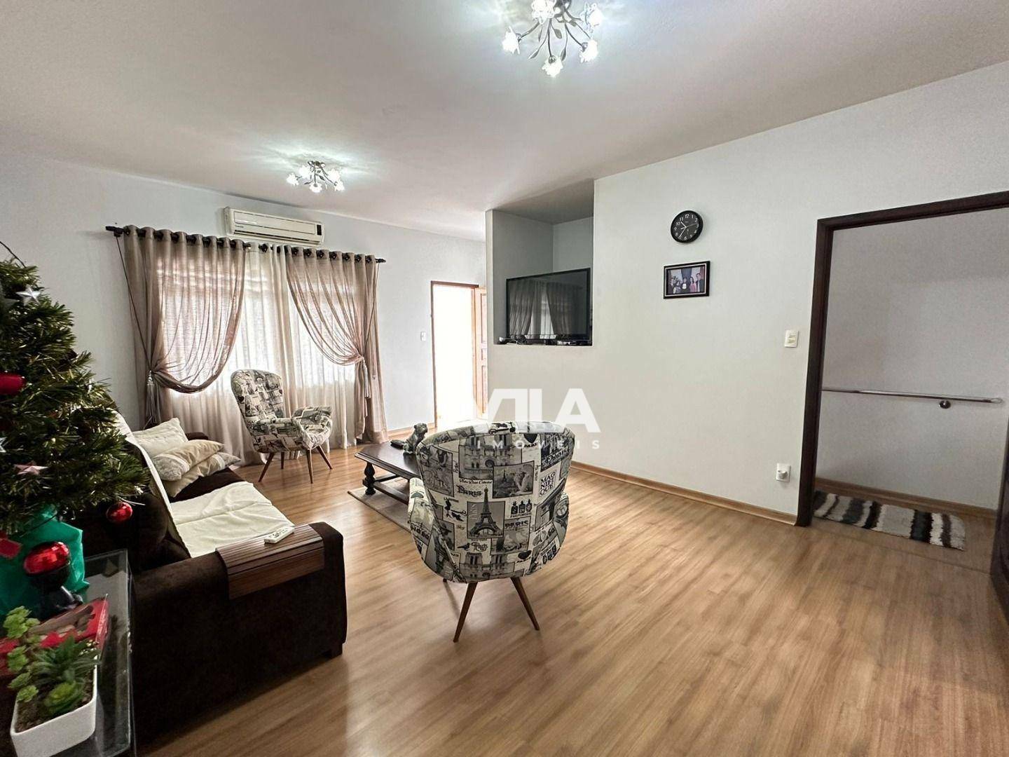 Casa à venda com 4 quartos, 313m² - Foto 6