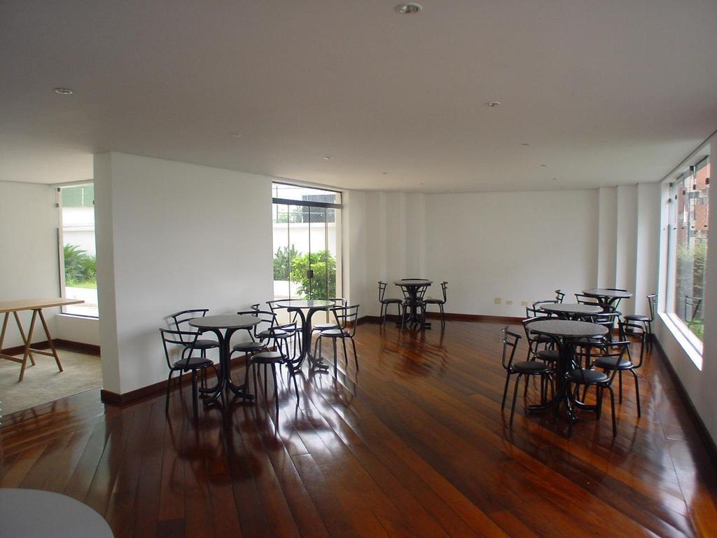 Apartamento à venda com 3 quartos, 76m² - Foto 7