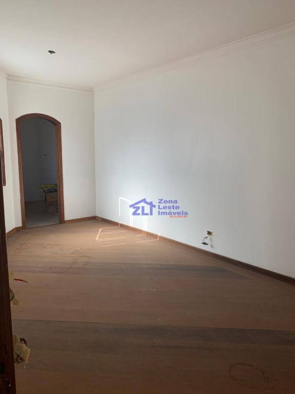 Sobrado à venda com 4 quartos, 240m² - Foto 6