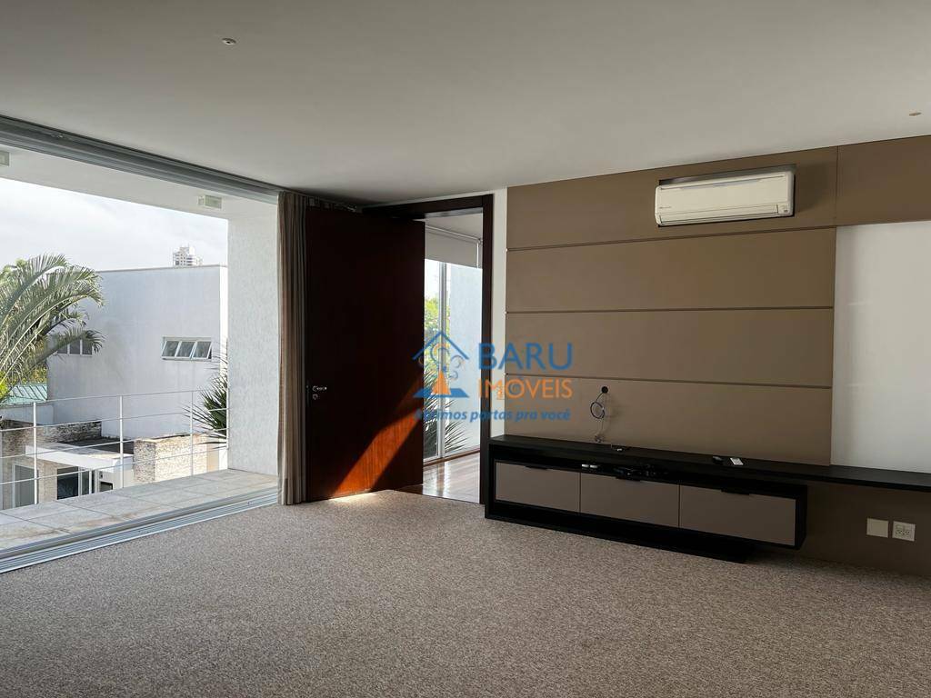 Casa à venda e aluguel com 3 quartos, 850m² - Foto 29