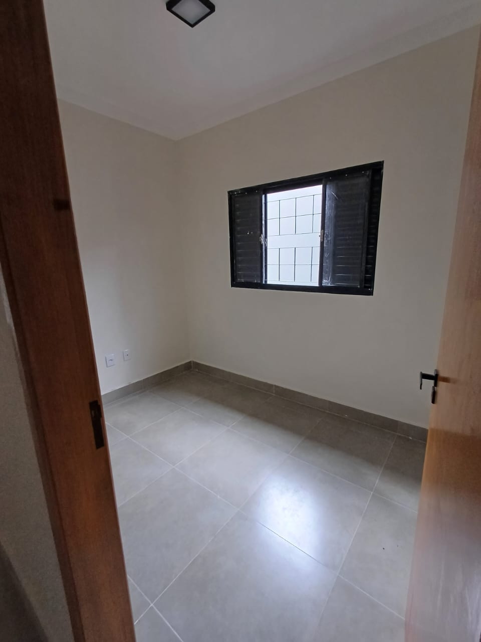 Casa à venda com 2 quartos, 90m² - Foto 7