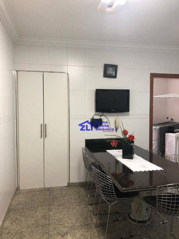 Sobrado à venda e aluguel com 4 quartos, 220m² - Foto 6