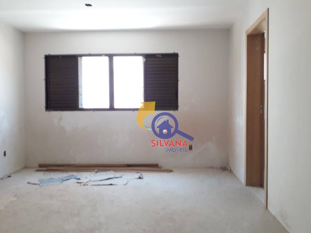 Apartamento à venda com 4 quartos, 130m² - Foto 15