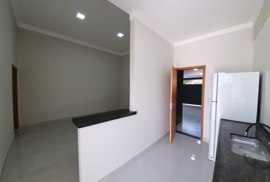 Casa à venda com 3 quartos, 135m² - Foto 9