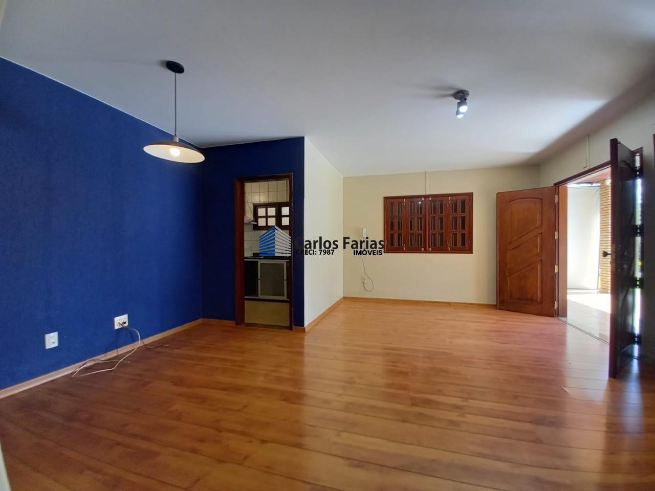 Casa à venda com 3 quartos, 249m² - Foto 4