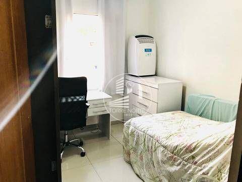 Apartamento à venda com 2 quartos, 69m² - Foto 5