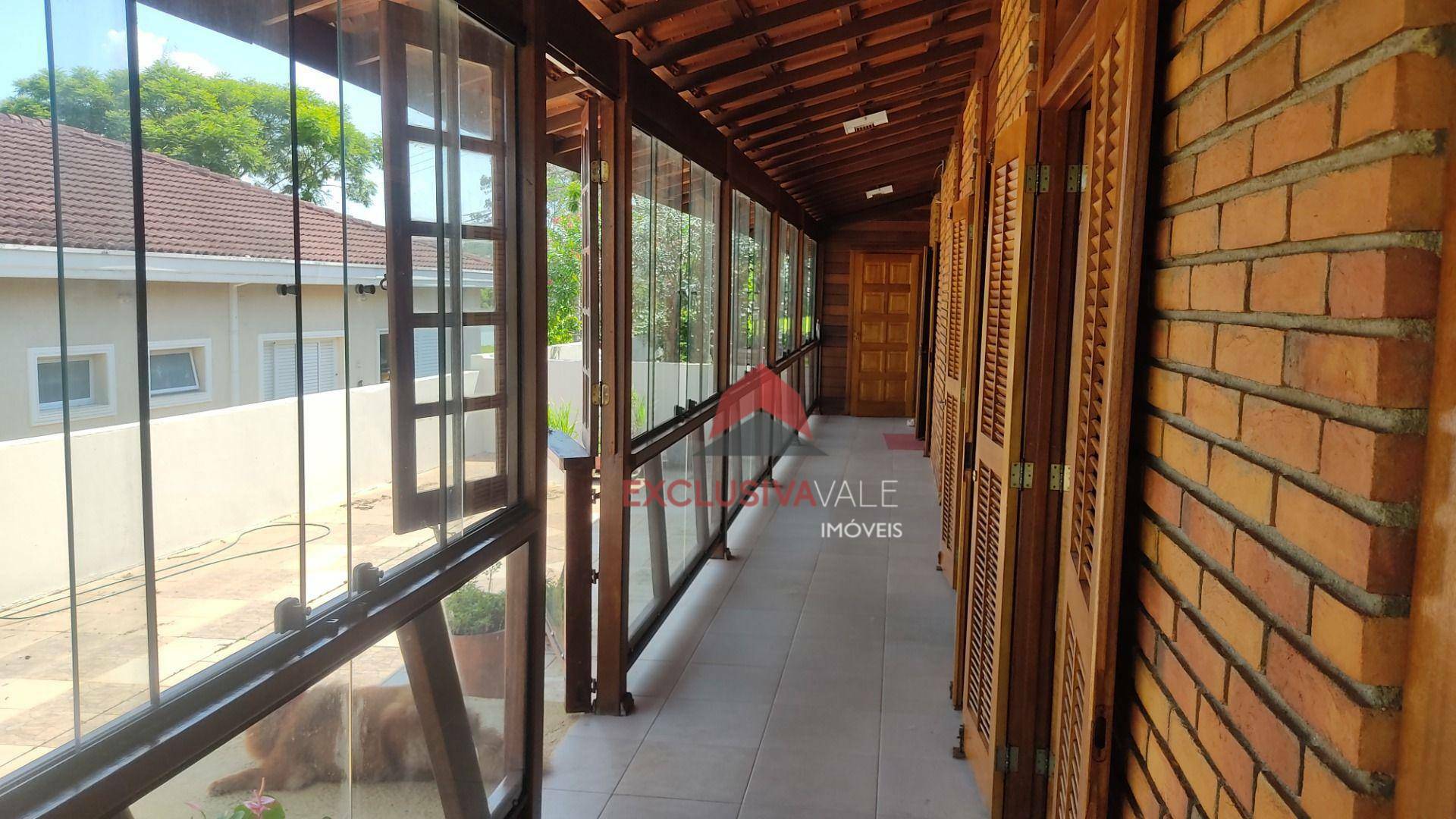 Casa de Condomínio à venda com 4 quartos, 230m² - Foto 19