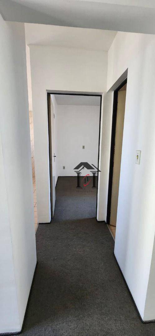 Apartamento para alugar com 1 quarto, 57m² - Foto 12