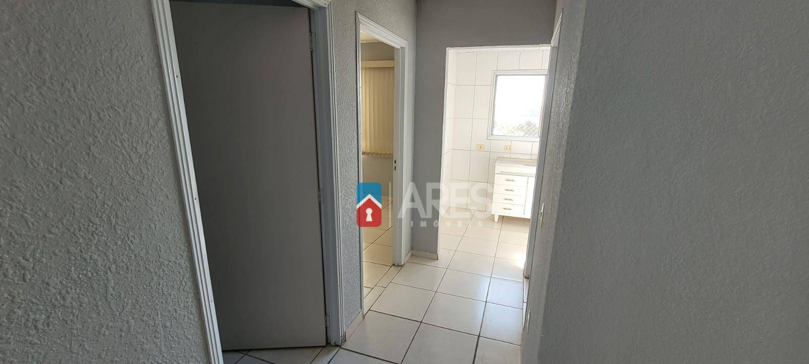 Apartamento para alugar com 2 quartos, 49m² - Foto 4