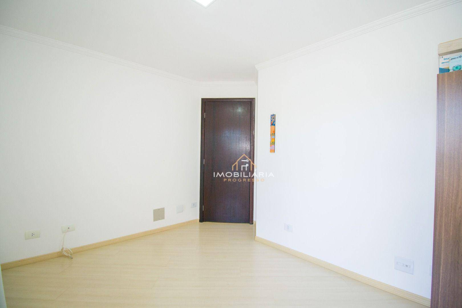 Sobrado à venda com 3 quartos, 244m² - Foto 60