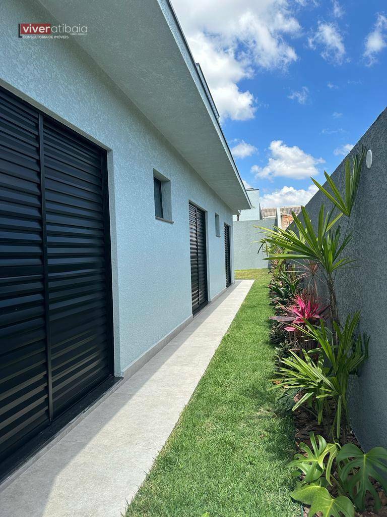 Casa para alugar com 3 quartos, 120m² - Foto 12