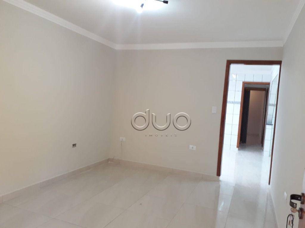 Casa à venda com 3 quartos, 138m² - Foto 4