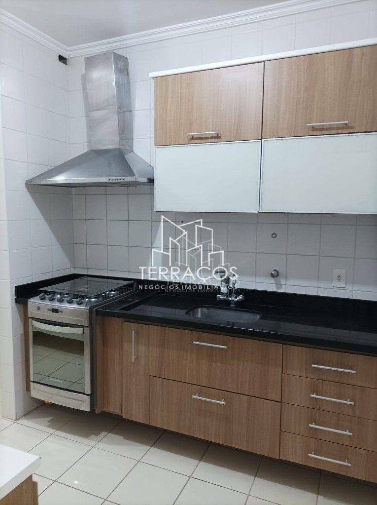 Sobrado à venda com 2 quartos, 64m² - Foto 1