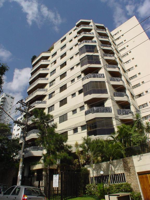 Apartamento à venda com 3 quartos, 194m² - Foto 1