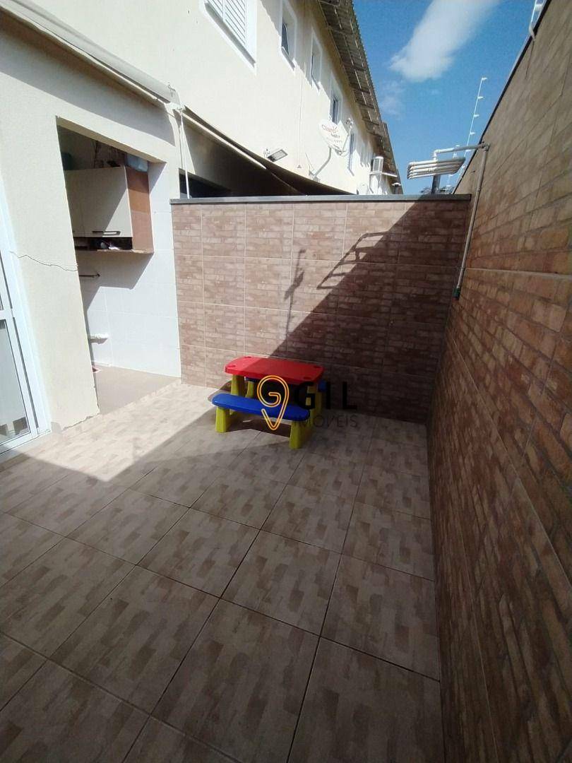 Sobrado à venda com 2 quartos, 57m² - Foto 4