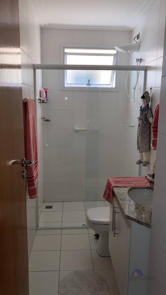 Apartamento à venda com 3 quartos, 106m² - Foto 11