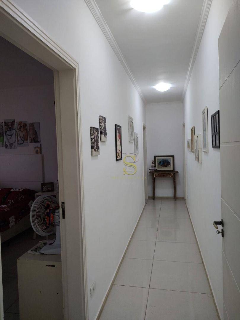 Casa de Condomínio à venda com 4 quartos, 400m² - Foto 17