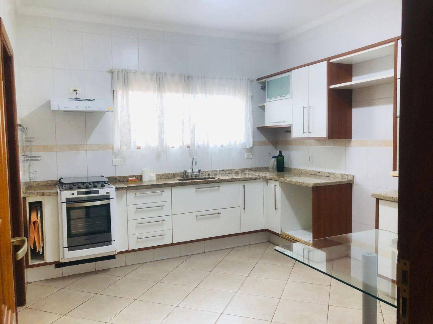 Casa de Condomínio à venda com 3 quartos, 240m² - Foto 8