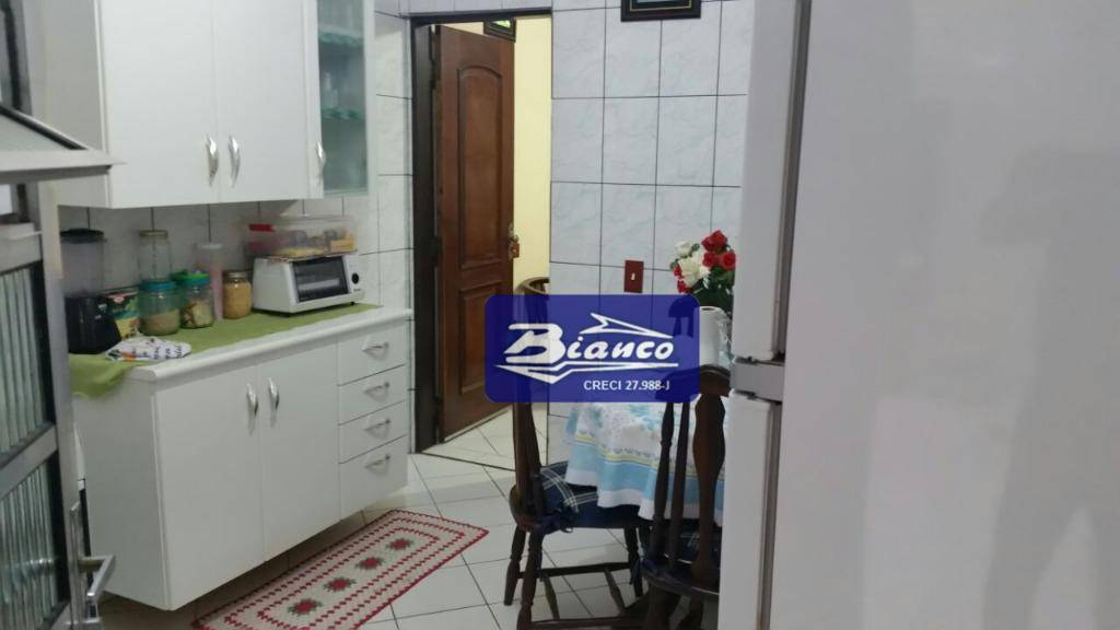 Sobrado à venda com 3 quartos, 209m² - Foto 22