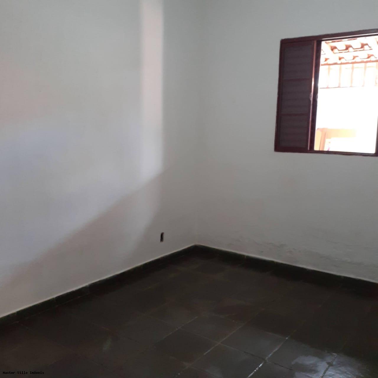 Casa para alugar com 3 quartos, 205m² - Foto 10