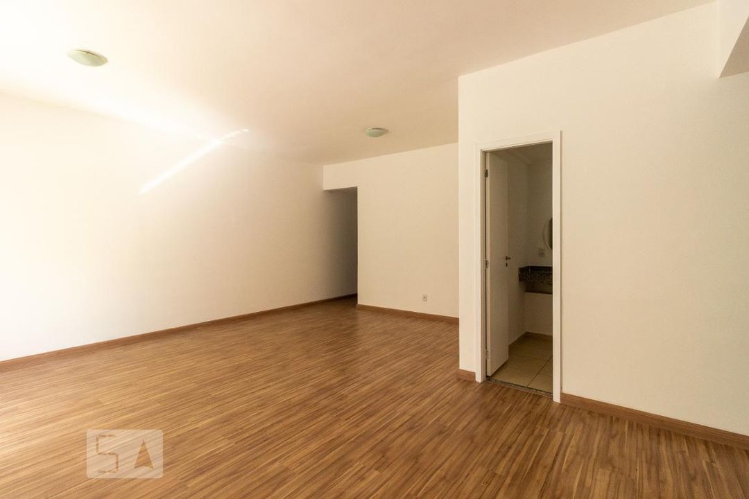 Apartamento à venda com 3 quartos, 135m² - Foto 5