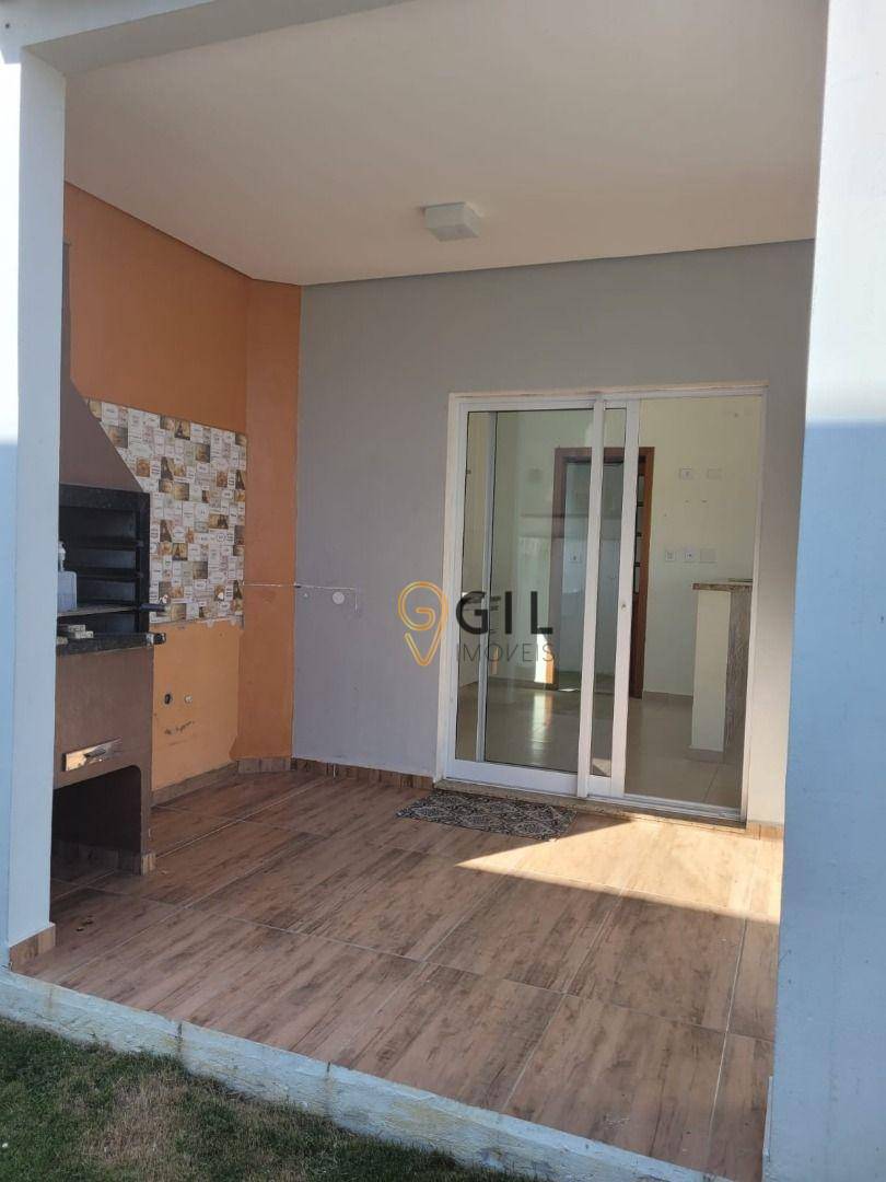 Sobrado à venda com 3 quartos, 150m² - Foto 2