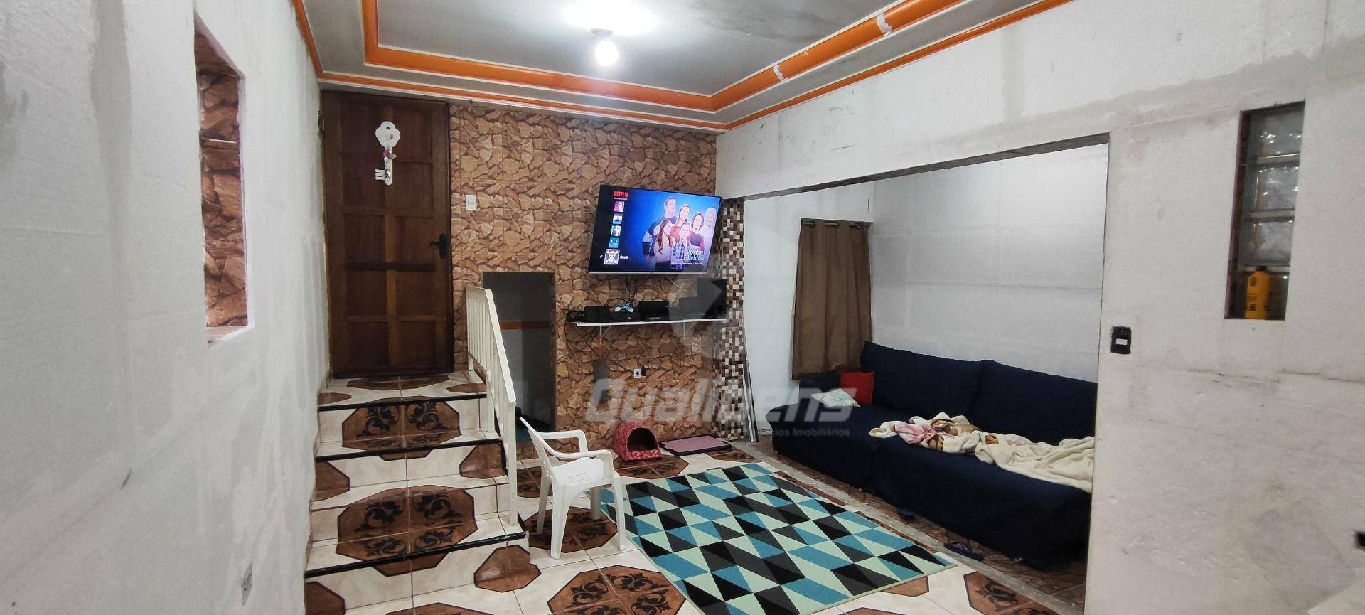 Sobrado à venda com 3 quartos, 150m² - Foto 1