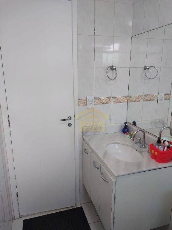 Apartamento à venda com 3 quartos, 95m² - Foto 21