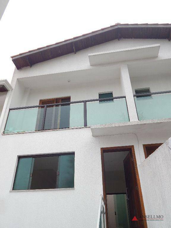Sobrado à venda e aluguel com 3 quartos, 192m² - Foto 1