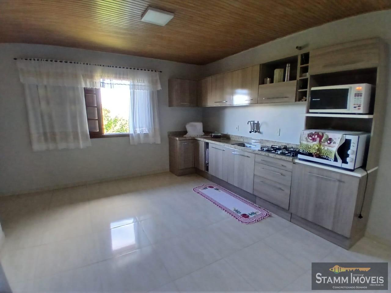 Casa à venda com 3 quartos, 250m² - Foto 14