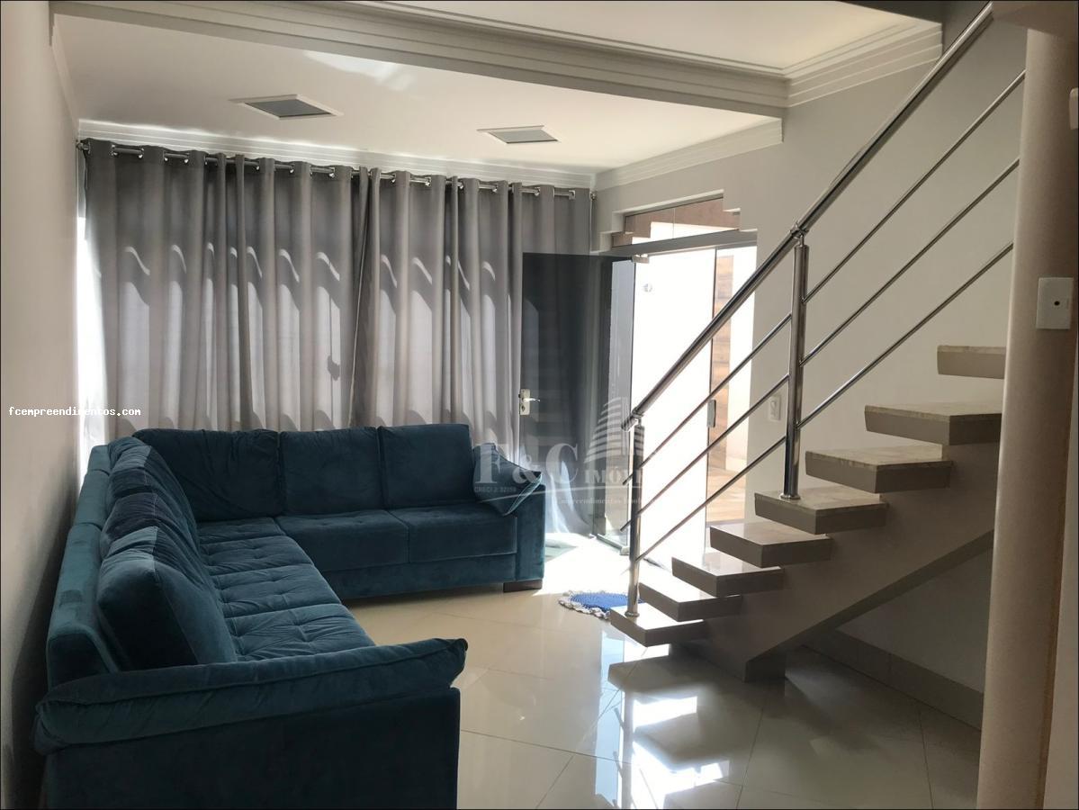 Casa à venda com 3 quartos, 200m² - Foto 38