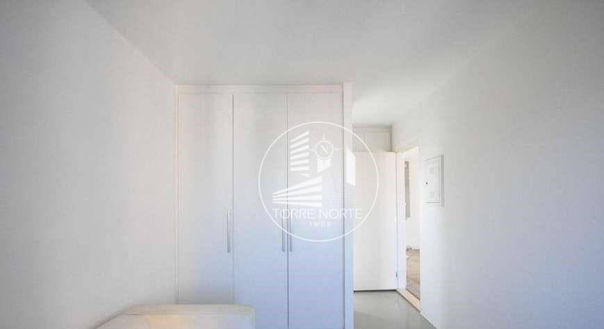 Apartamento à venda com 2 quartos, 92m² - Foto 2