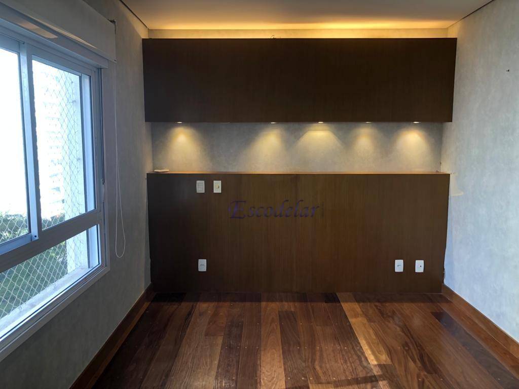 Apartamento à venda com 4 quartos, 201m² - Foto 25